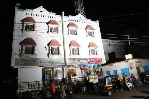 Hotel Sheetal Palace Lodging, Aurangabad 1